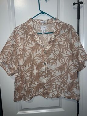 Nicole Miller XL Beige Leaf-Print Button-Down Short Sleeve Top XL 100% Linen